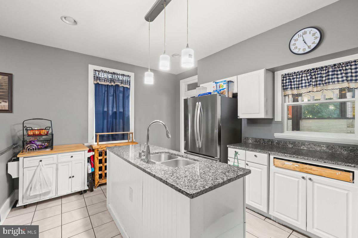 307 Park Ave Property Photo 10