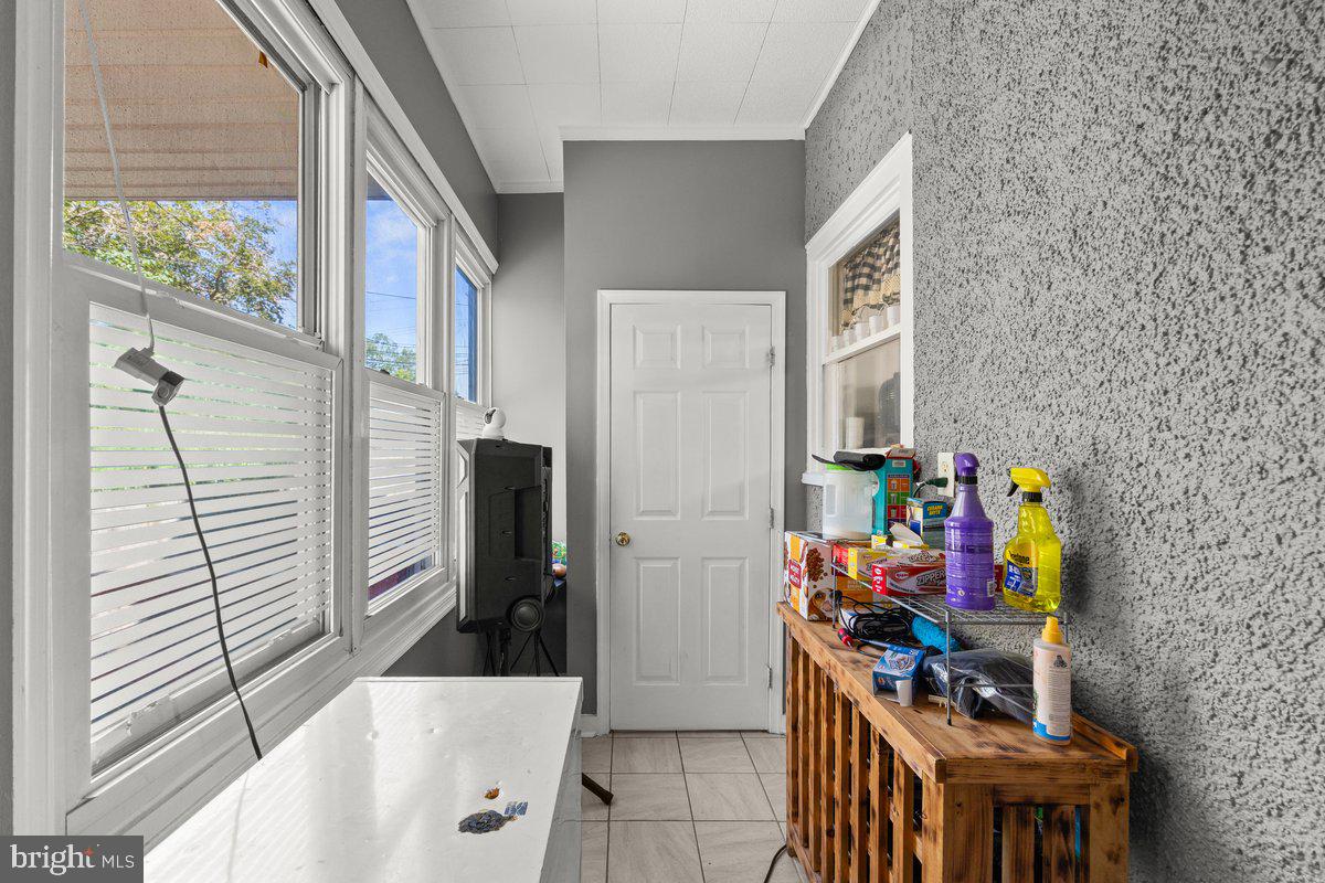 307 Park Ave Property Photo 12