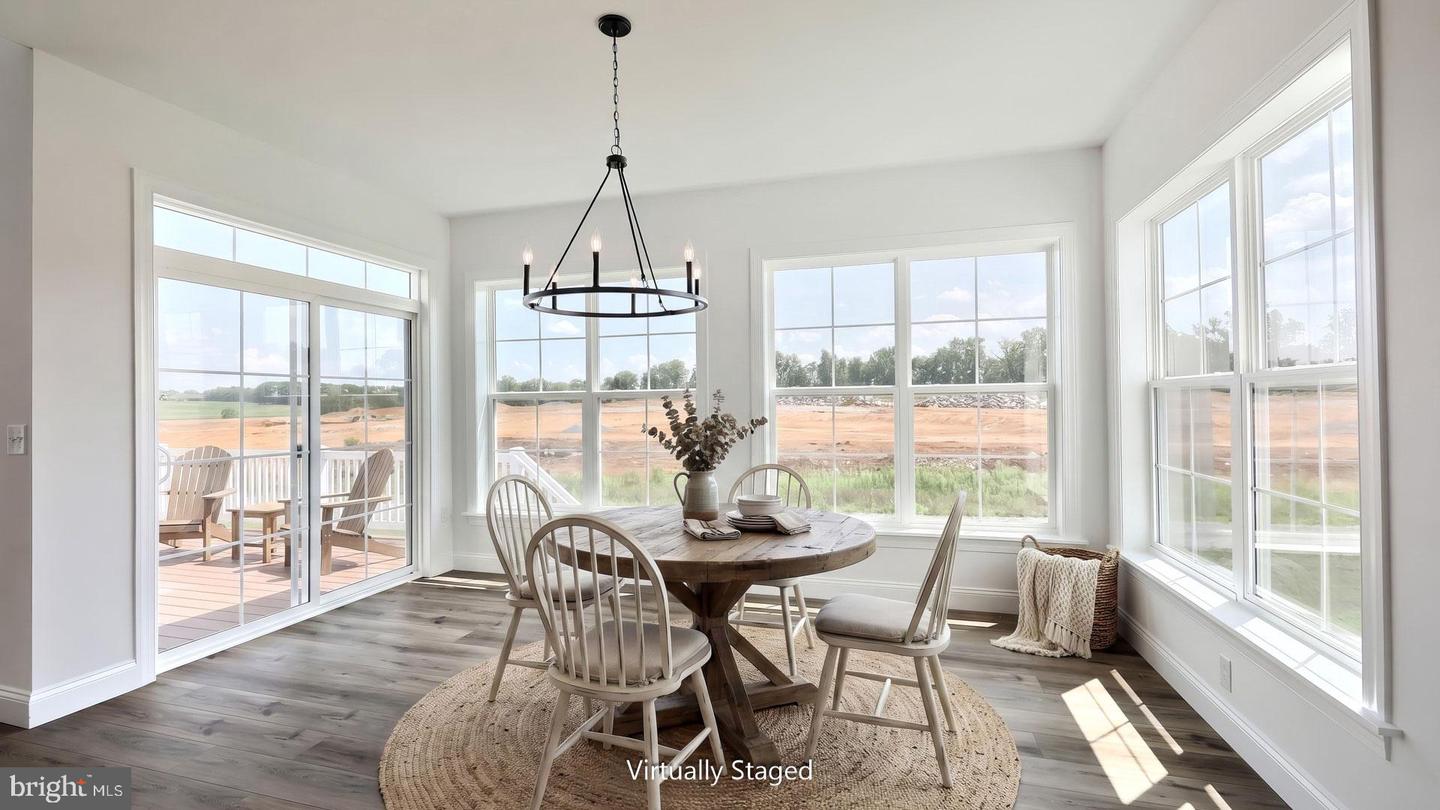 741 Sunset Blvd Property Photo 4