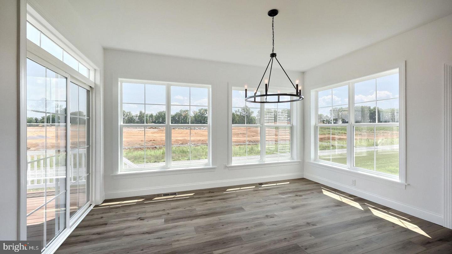 741 Sunset Blvd Property Photo 30