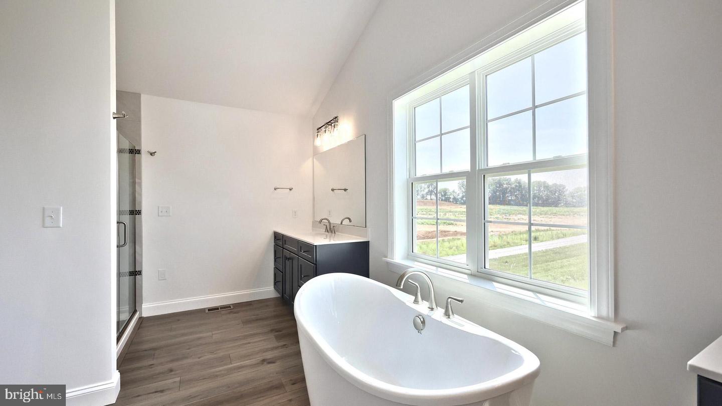 741 Sunset Blvd Property Photo 35