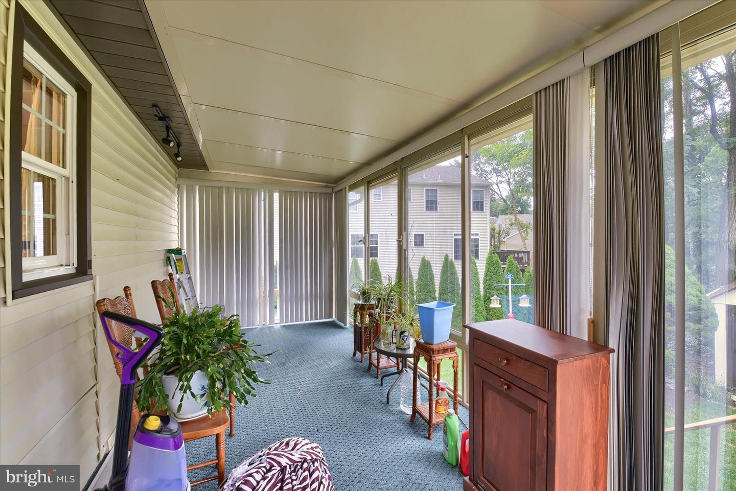 205 S Long St Property Photo 14