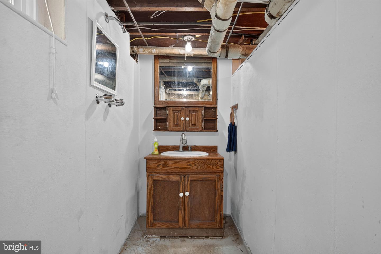 138 S Harris St Property Photo 37