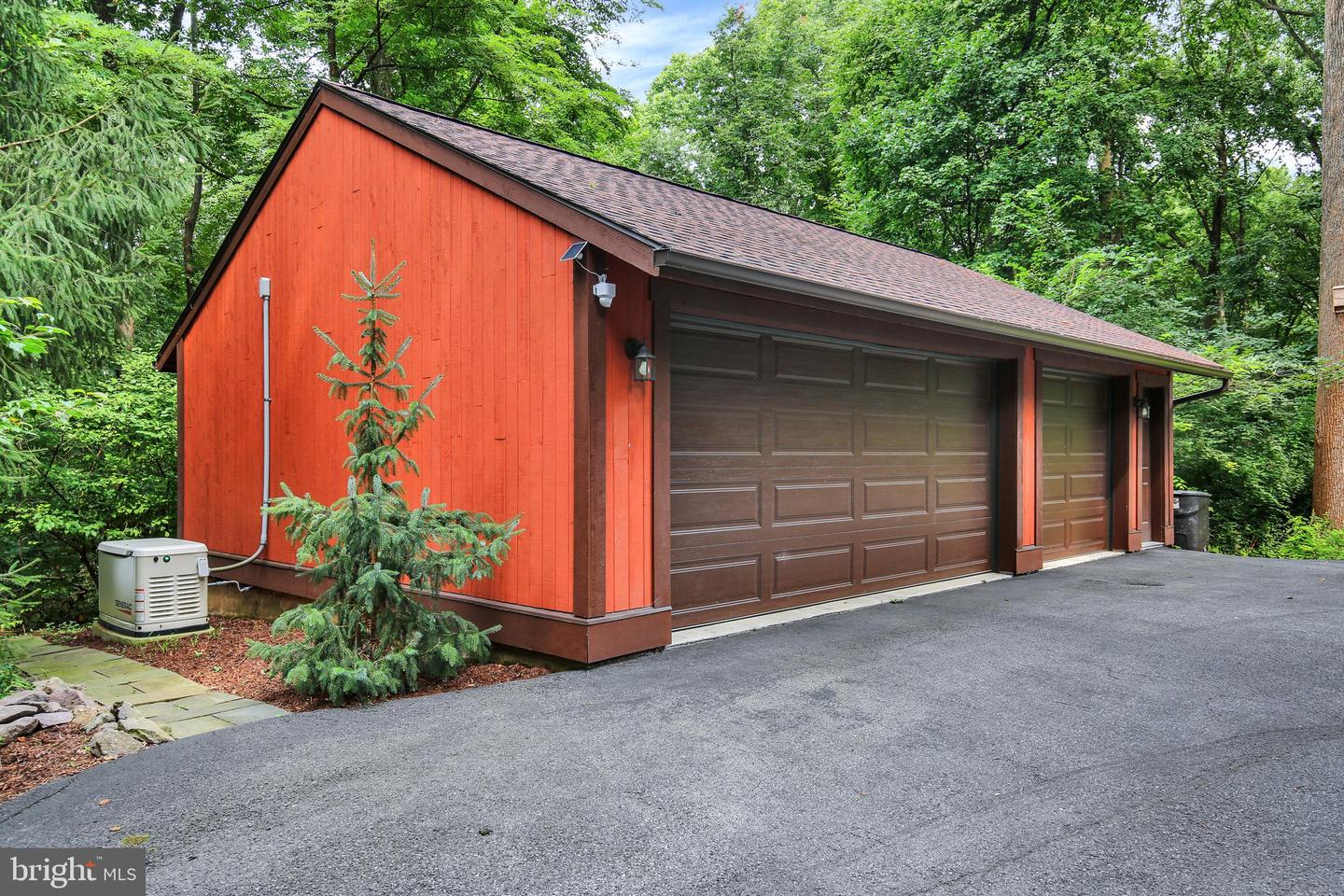 607 Aspen Ln Property Photo 7