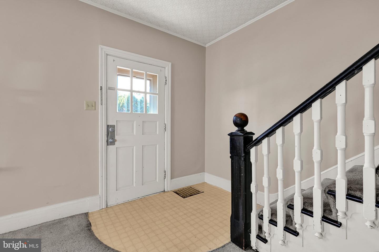 25 W Penn Ave Property Photo 8