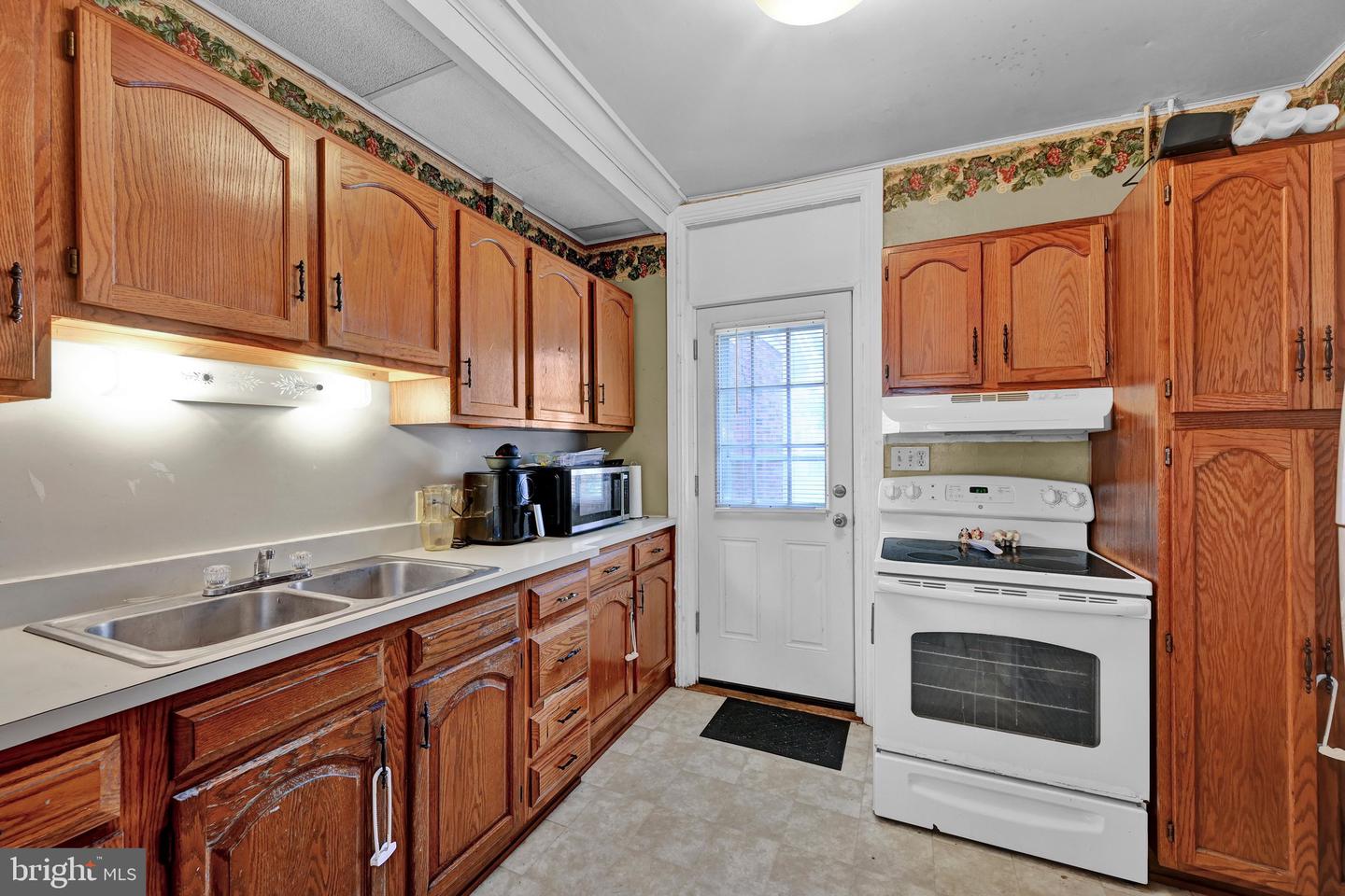 43 W Main St Property Photo 71