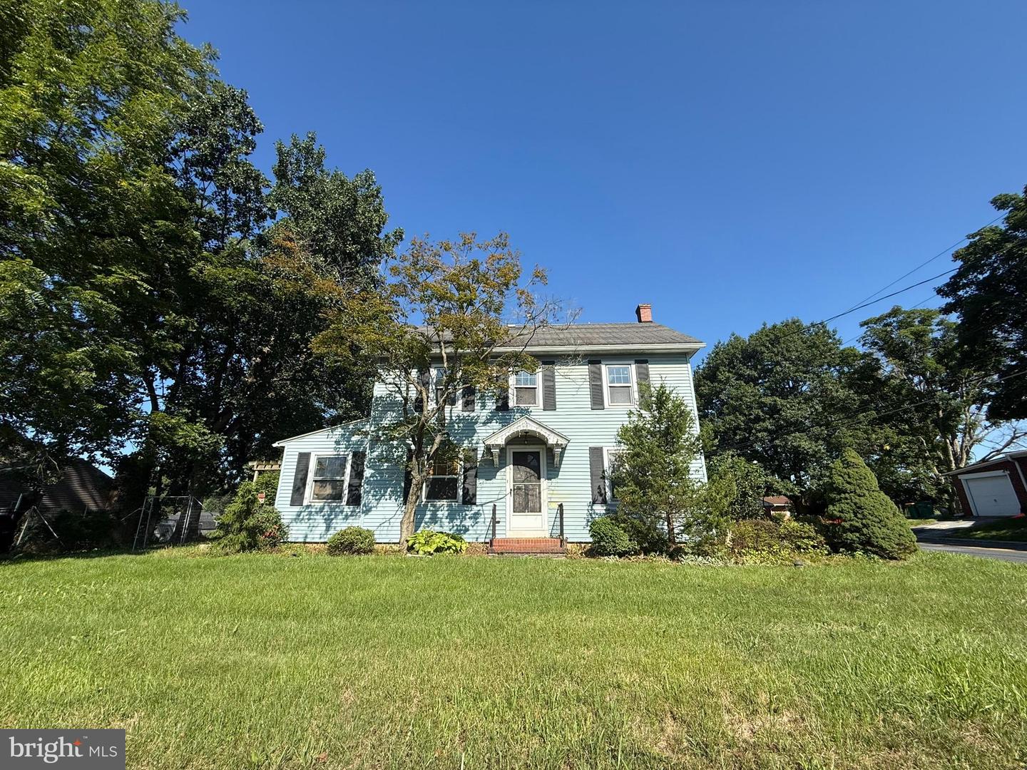 1295 Colebrook Rd Property Photo 1