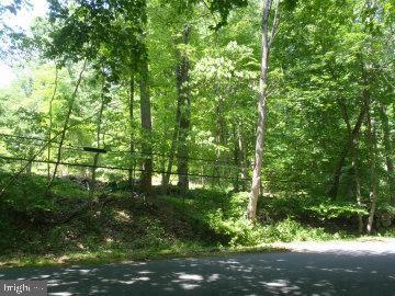 105 Old Mine Rd Property Photo 1