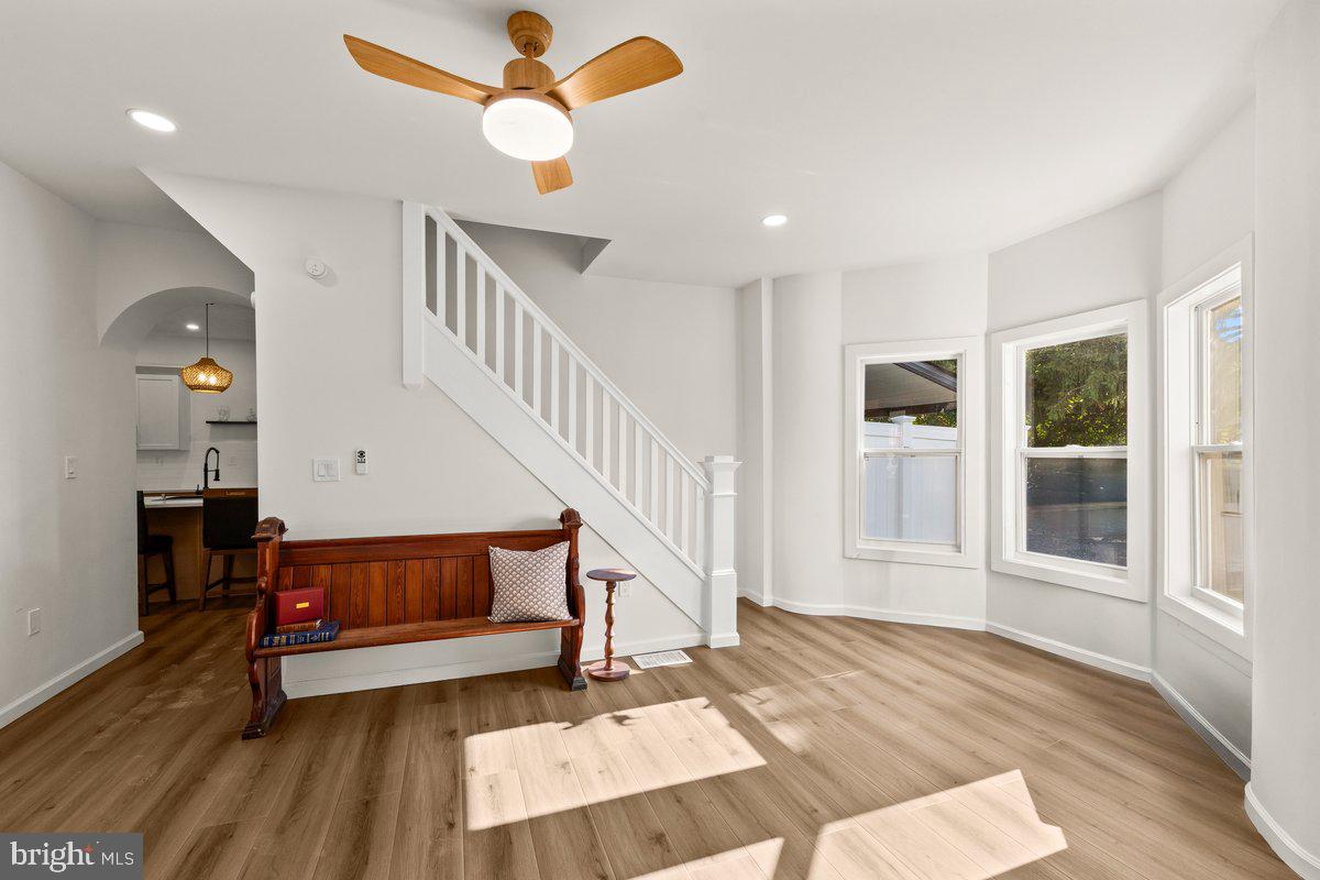 1006 Colebrook Rd Property Photo 9