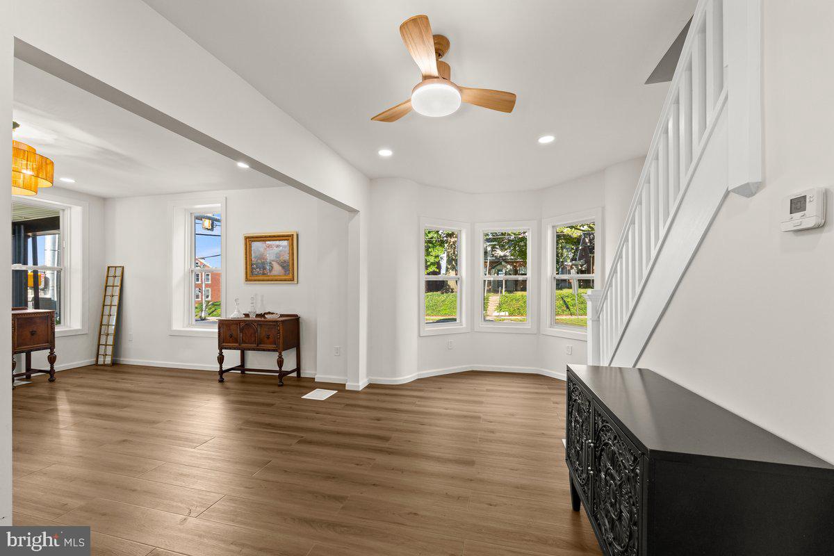 1006 Colebrook Rd Property Photo 11
