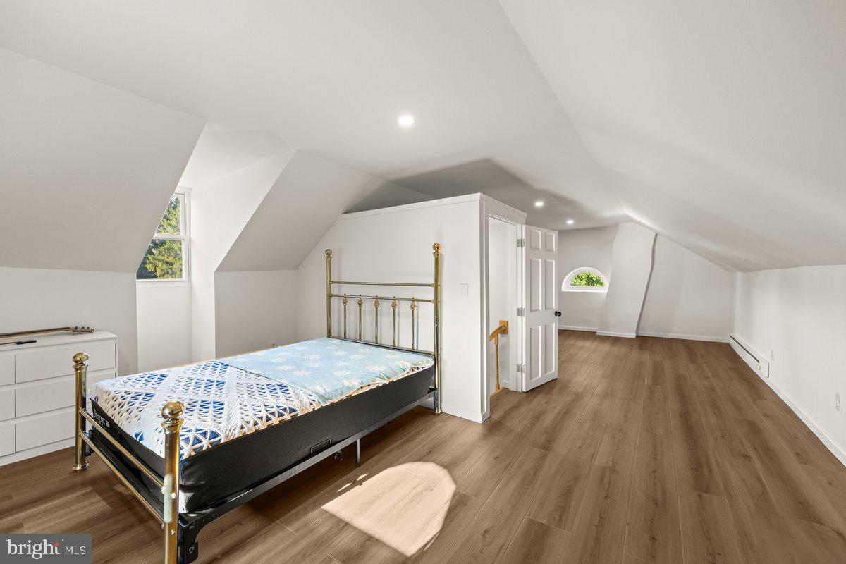 1006 Colebrook Rd Property Photo 33