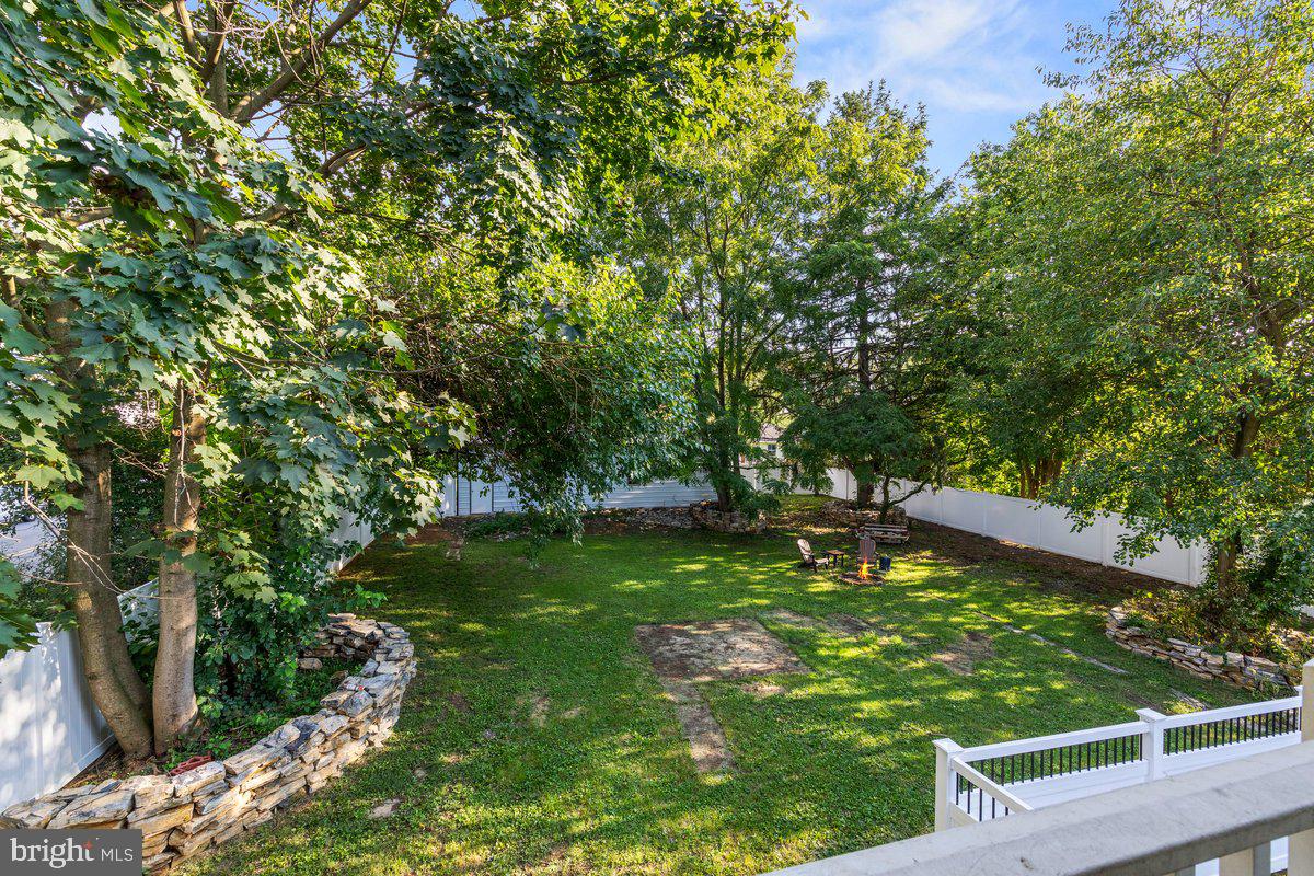 1006 Colebrook Rd Property Photo 36