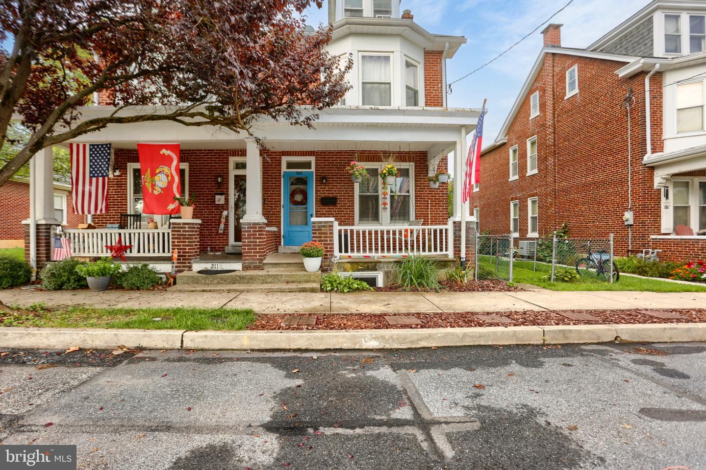 209 S Harrison St Property Photo 1