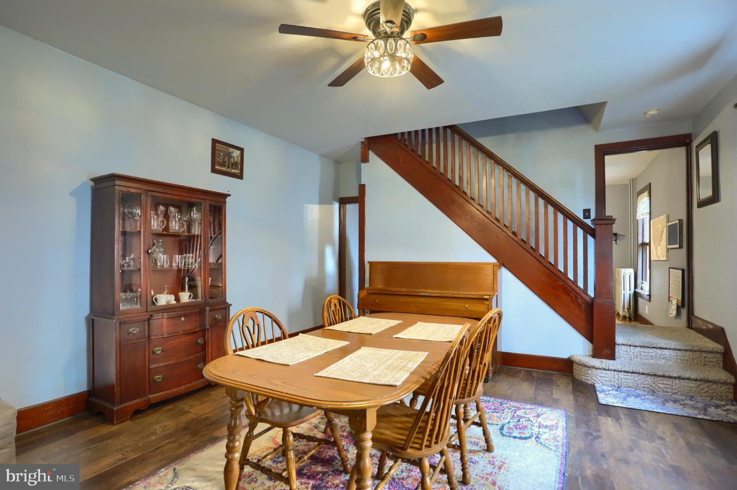 209 S Harrison St Property Photo 9
