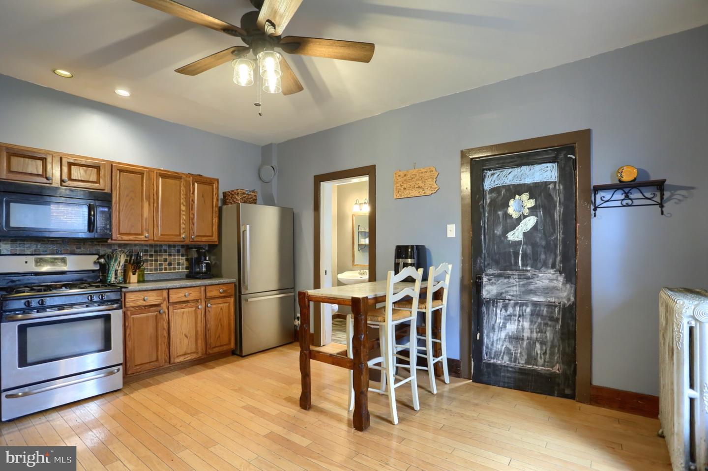 209 S Harrison St Property Photo 13