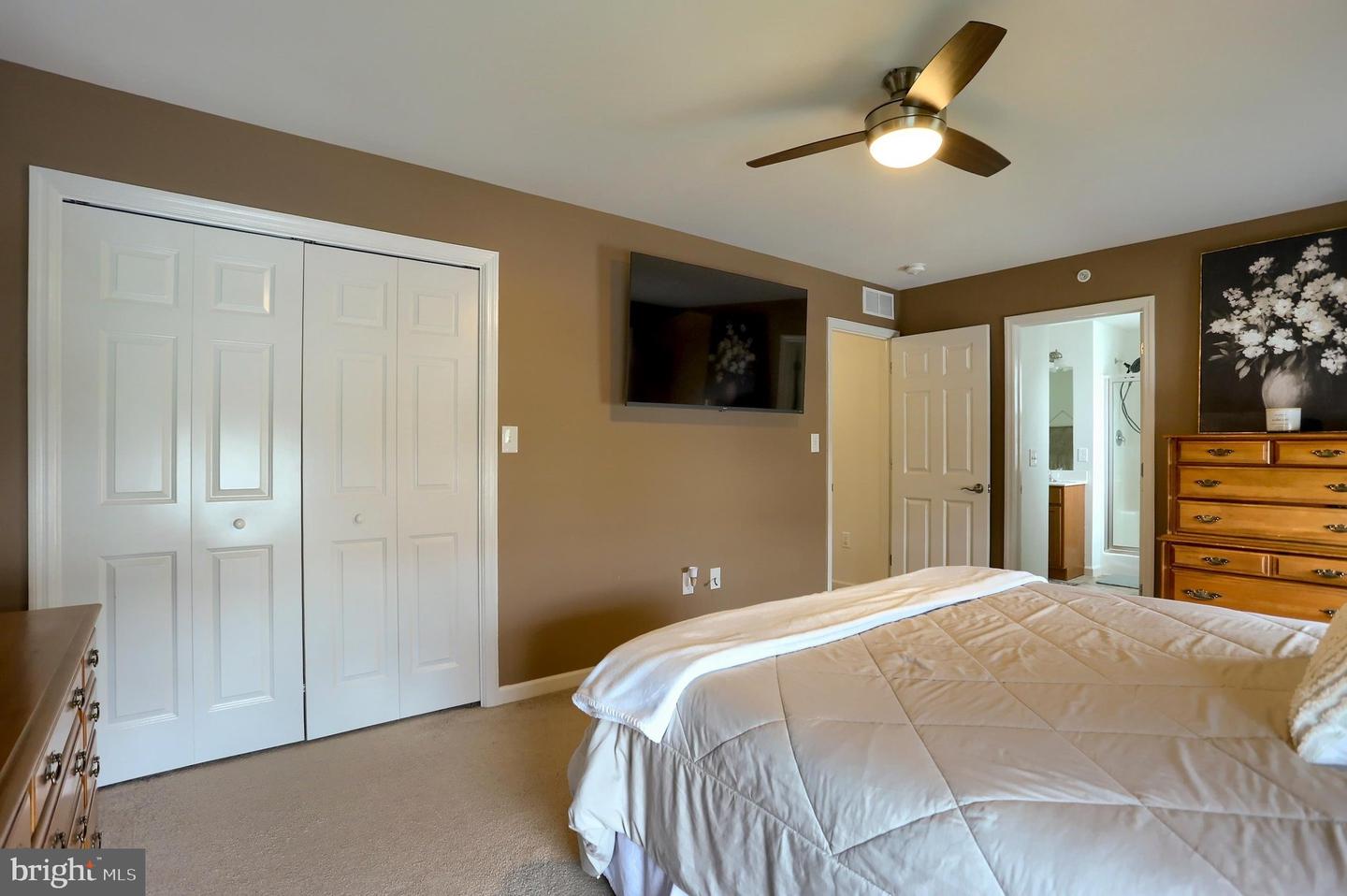 59 Braeburn Way #52 Property Photo 17