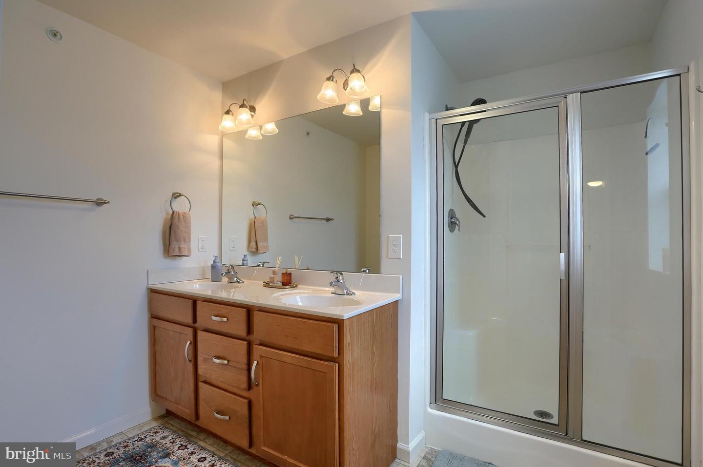 59 Braeburn Way #52 Property Photo 18