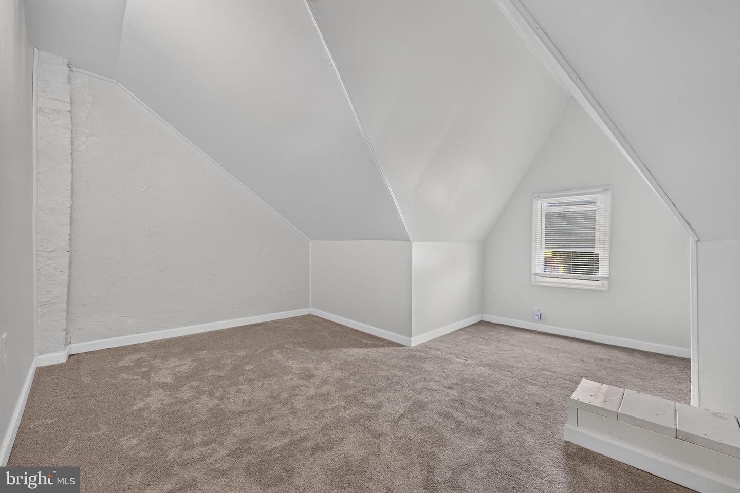 217 Federal St Property Photo 23