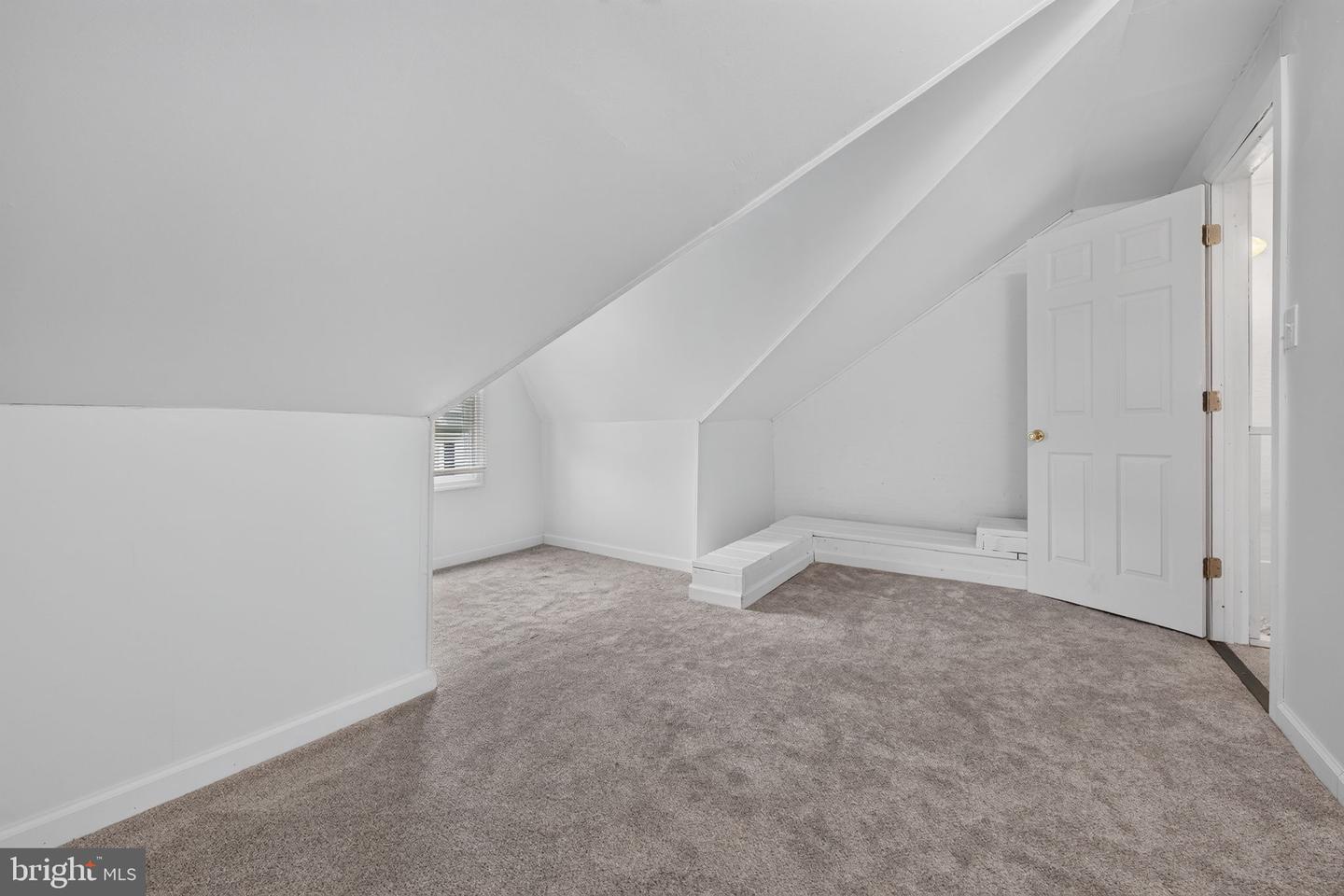 217 Federal St Property Photo 24