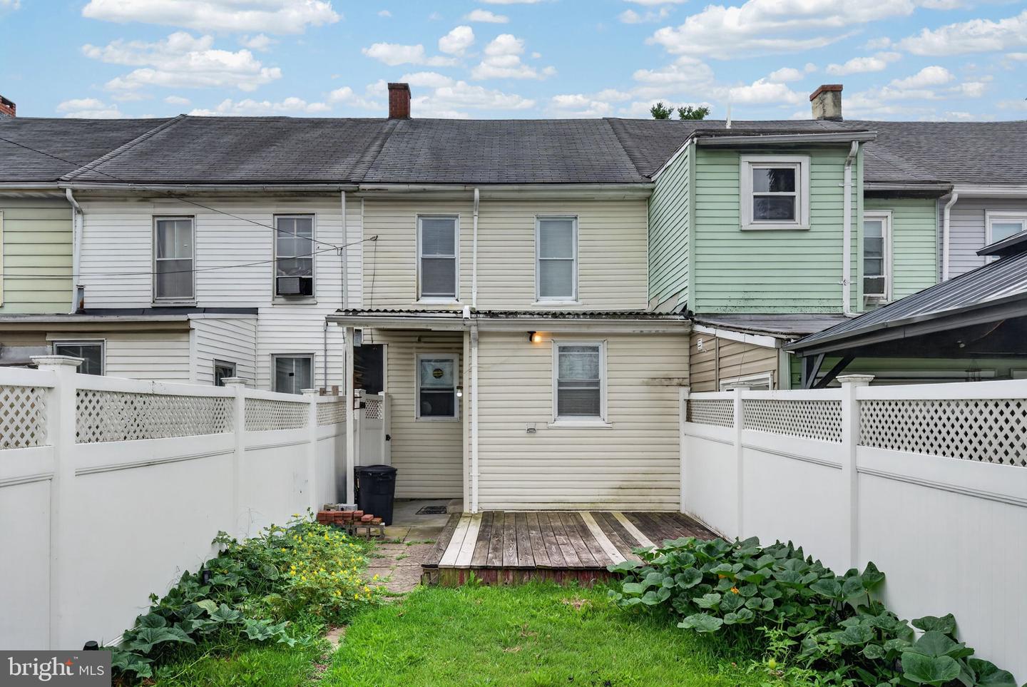 217 Federal St Property Photo 27