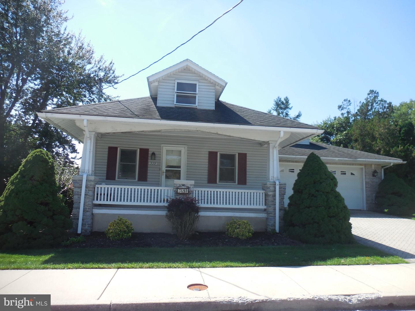 529 Harrison Property Photo 1
