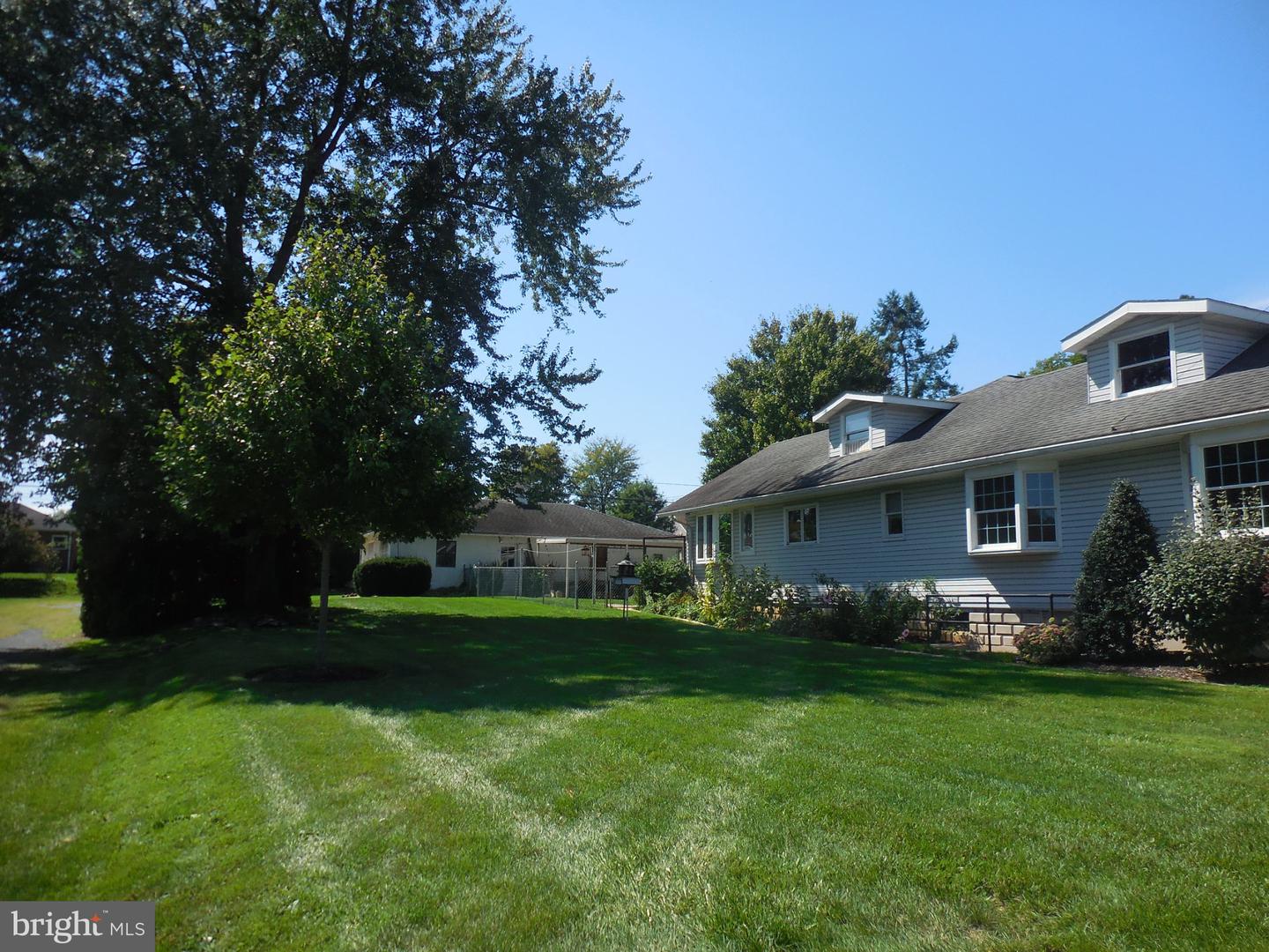 529 Harrison Property Photo 4