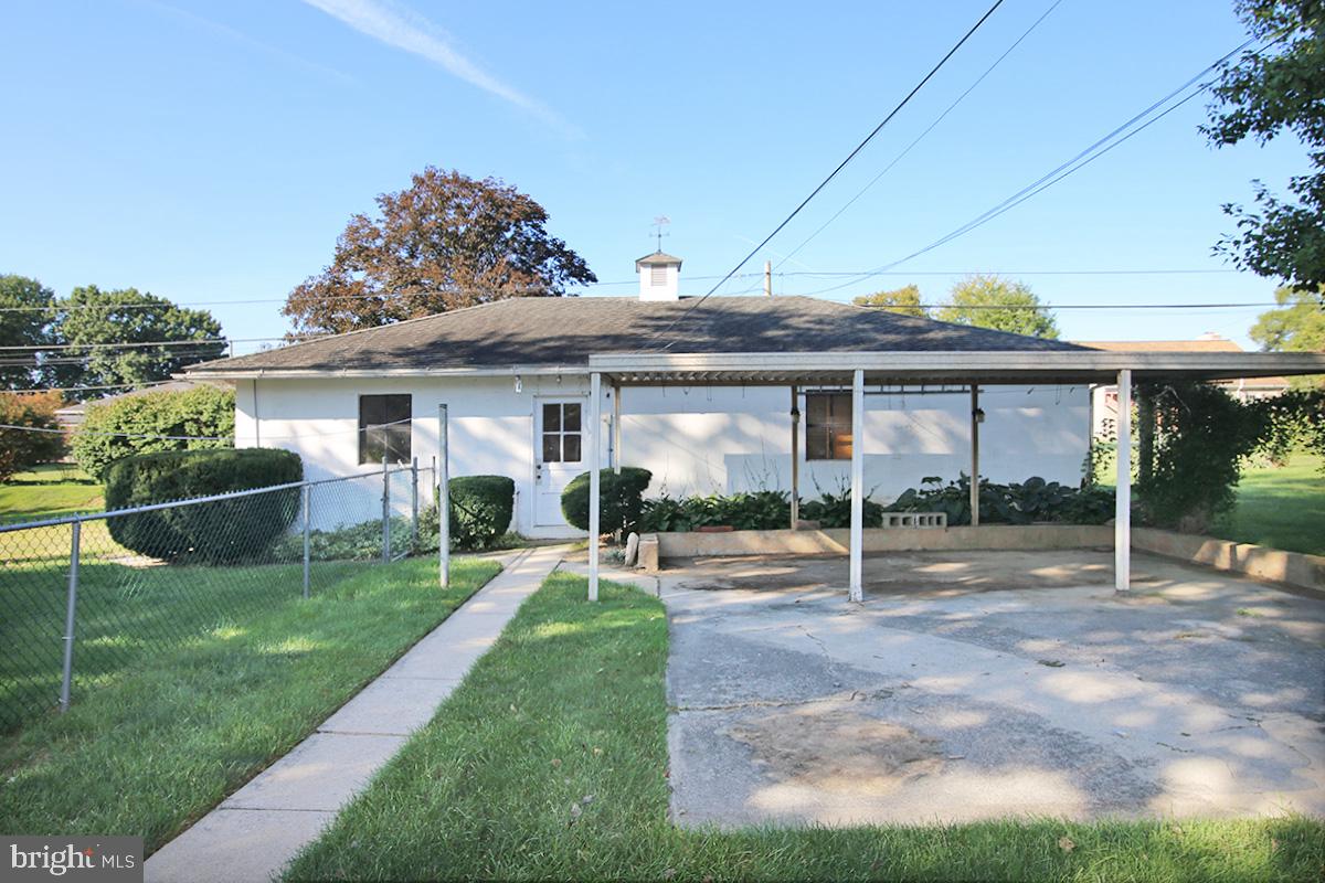 529 Harrison Property Photo 12