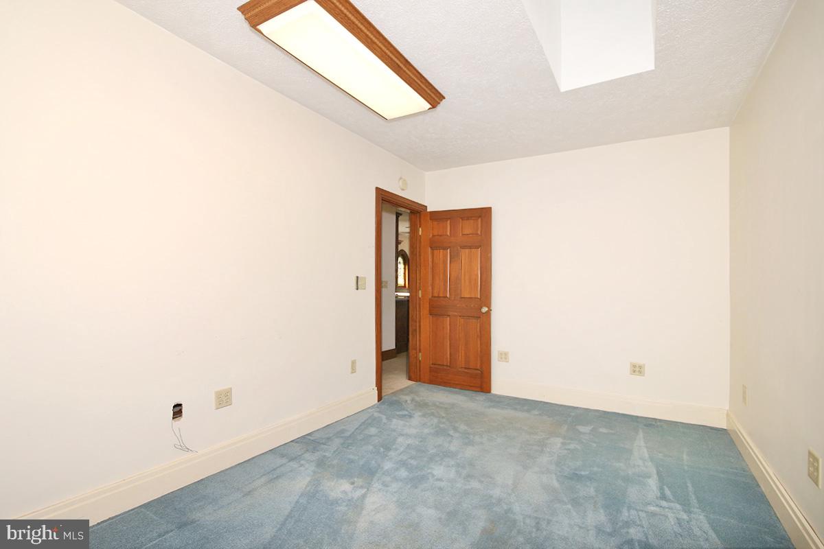 529 Harrison Property Photo 31
