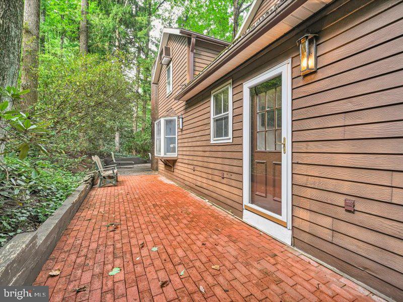 410 Yale Ave Property Photo 38
