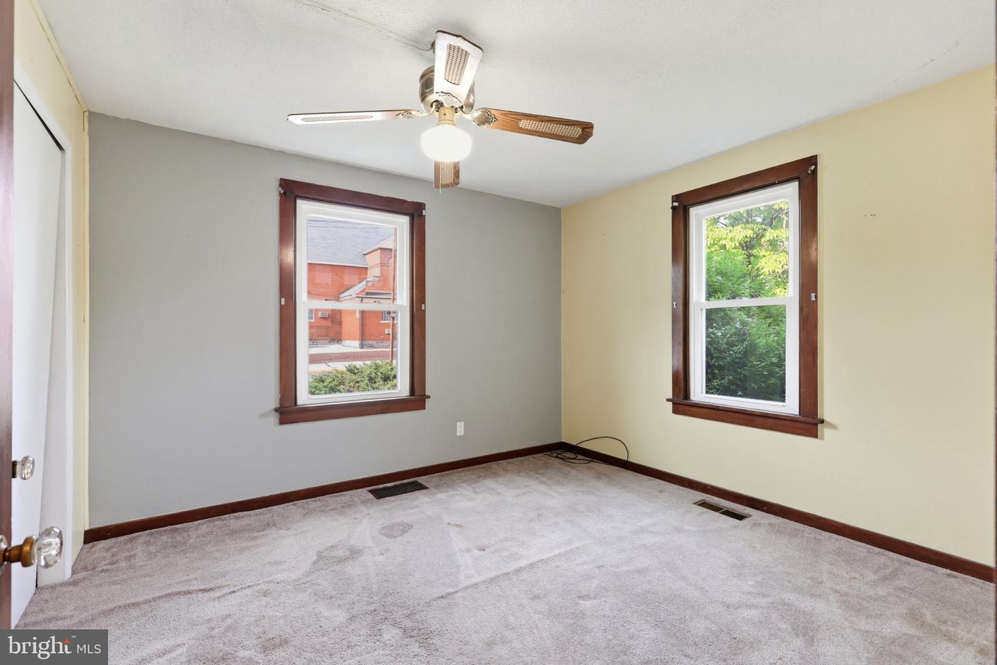 2124 Church St Property Photo 9