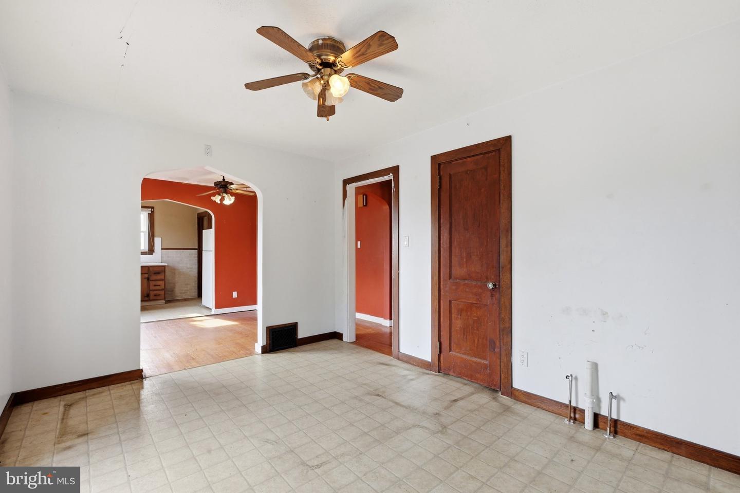 2124 Church St Property Photo 12