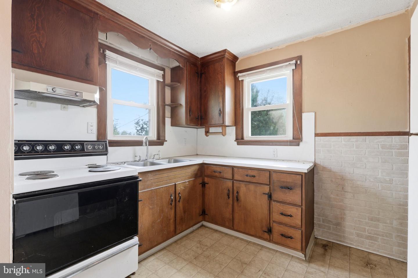 2124 Church St Property Photo 29