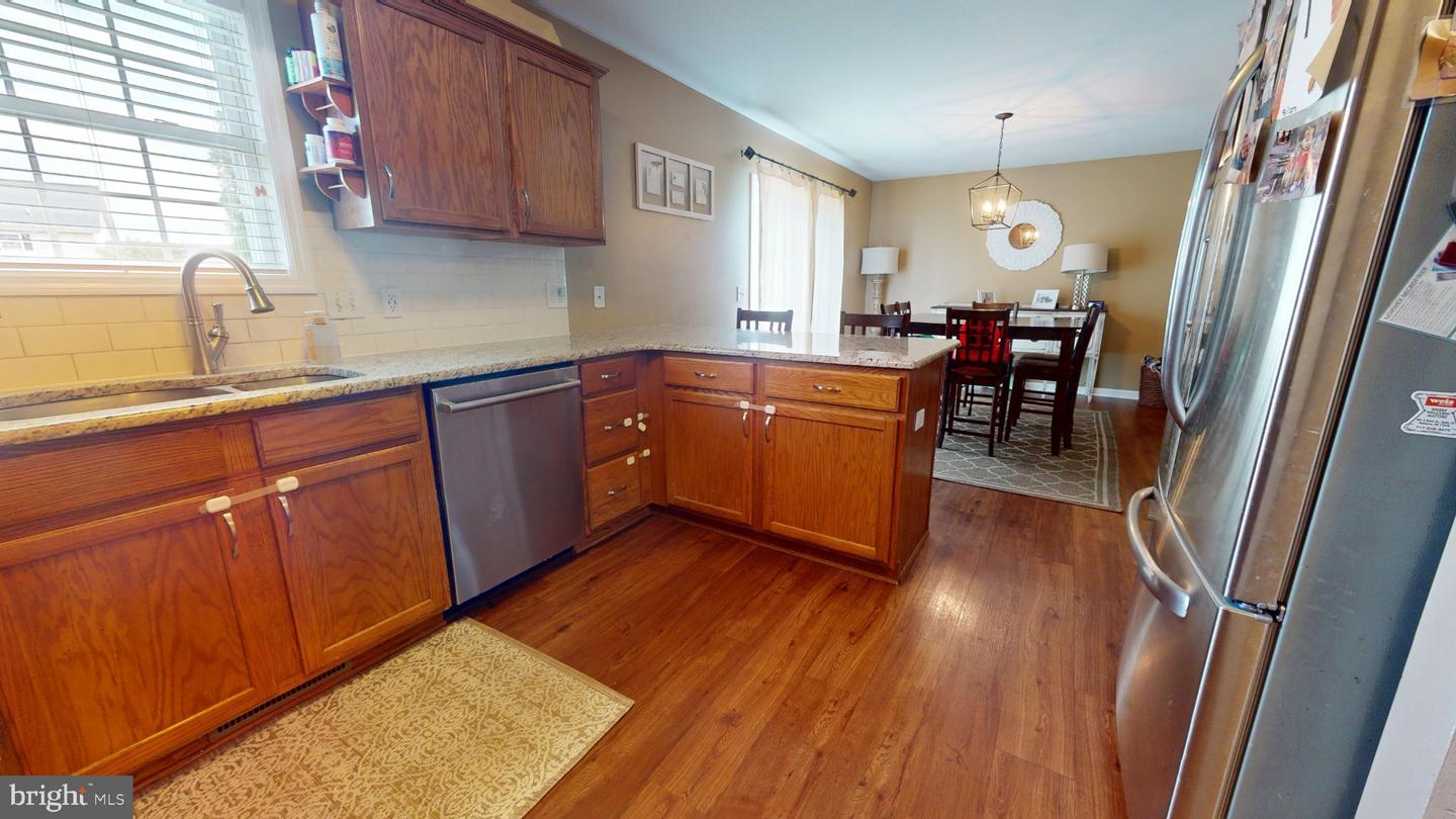 248 Macintosh Dr Property Photo 12