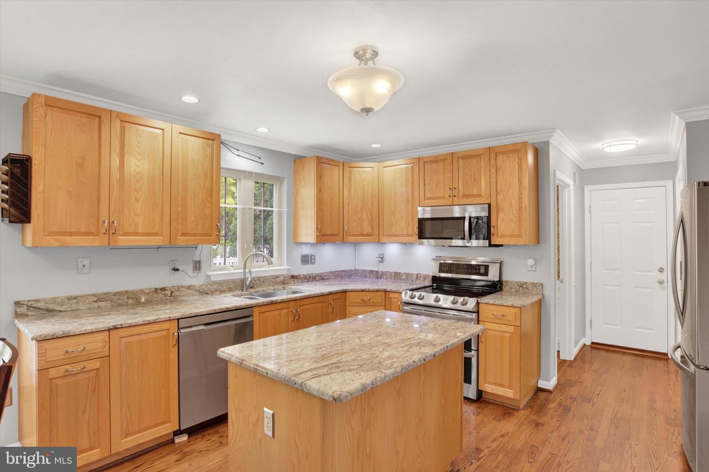 1140 Hetrick Ave Property Photo 10