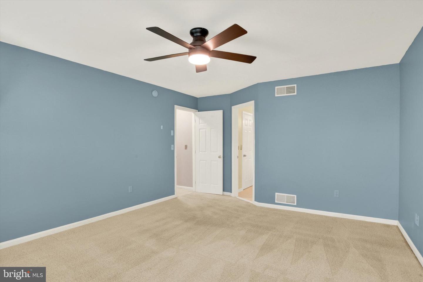1140 Hetrick Ave Property Photo 23