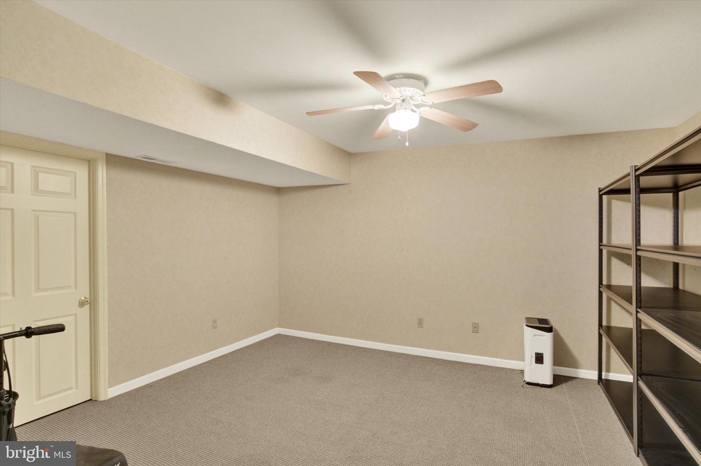 1140 Hetrick Ave Property Photo 27