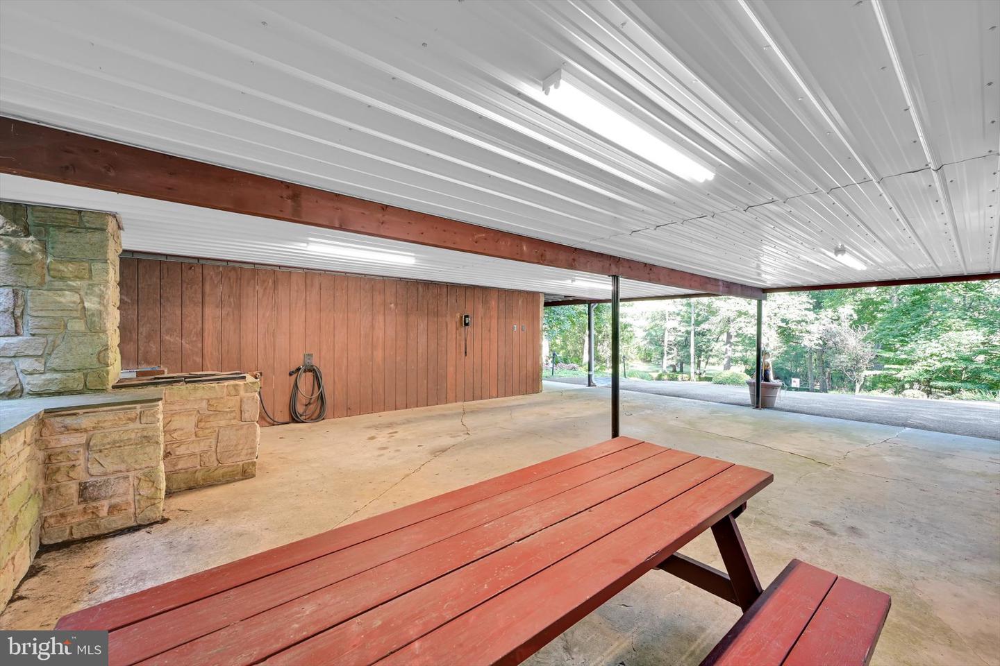 200 Ridge Rd Property Photo 32