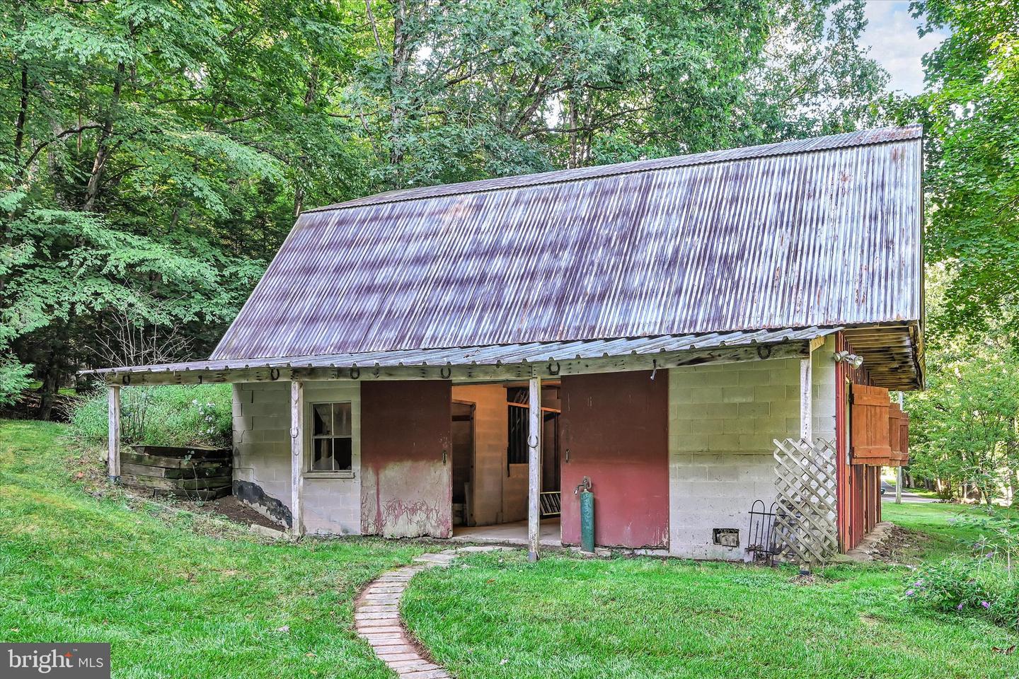 200 Ridge Rd Property Photo 49