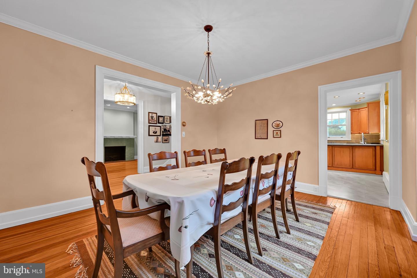 3 E High St Property Photo 8