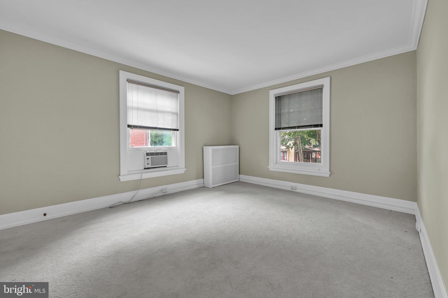 3 E High St Property Photo 29