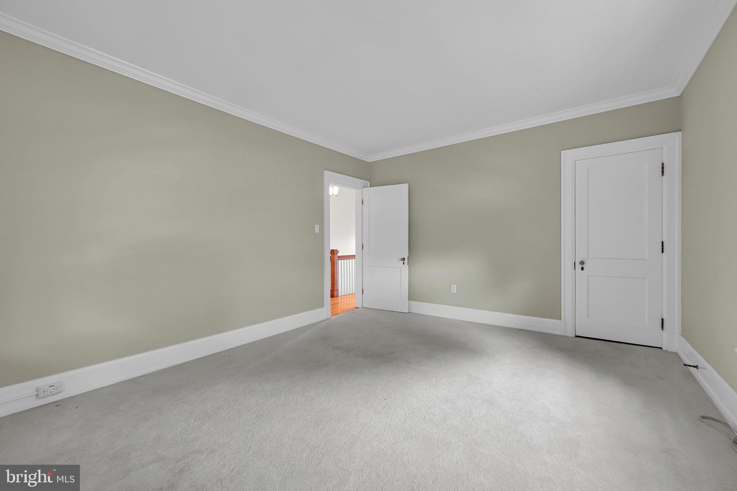 3 E High St Property Photo 30