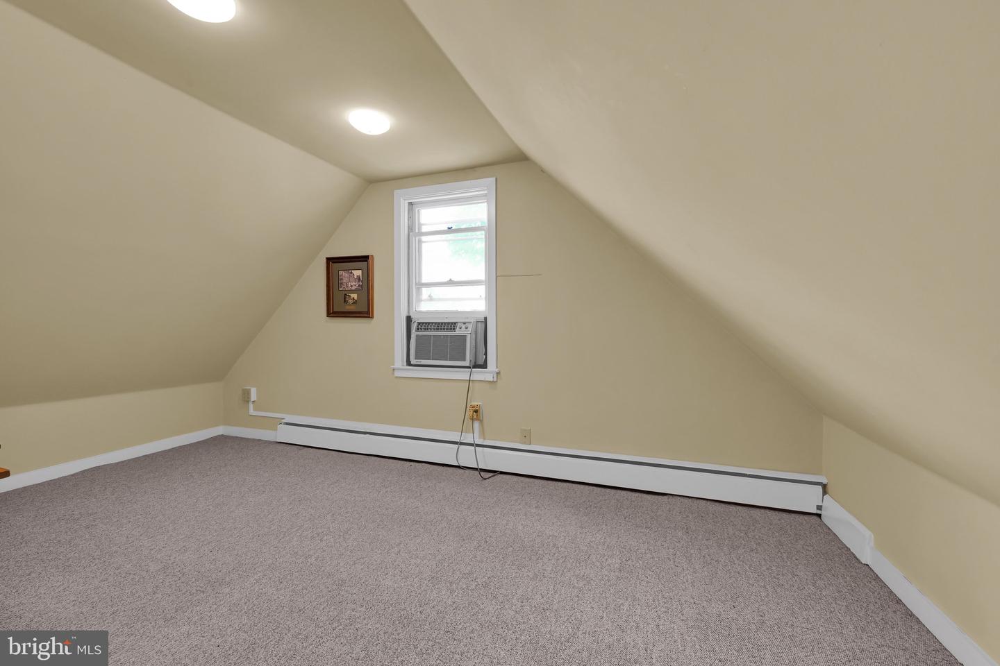 3 E High St Property Photo 36