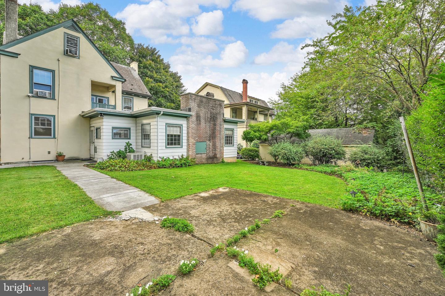 3 E High St Property Photo 44
