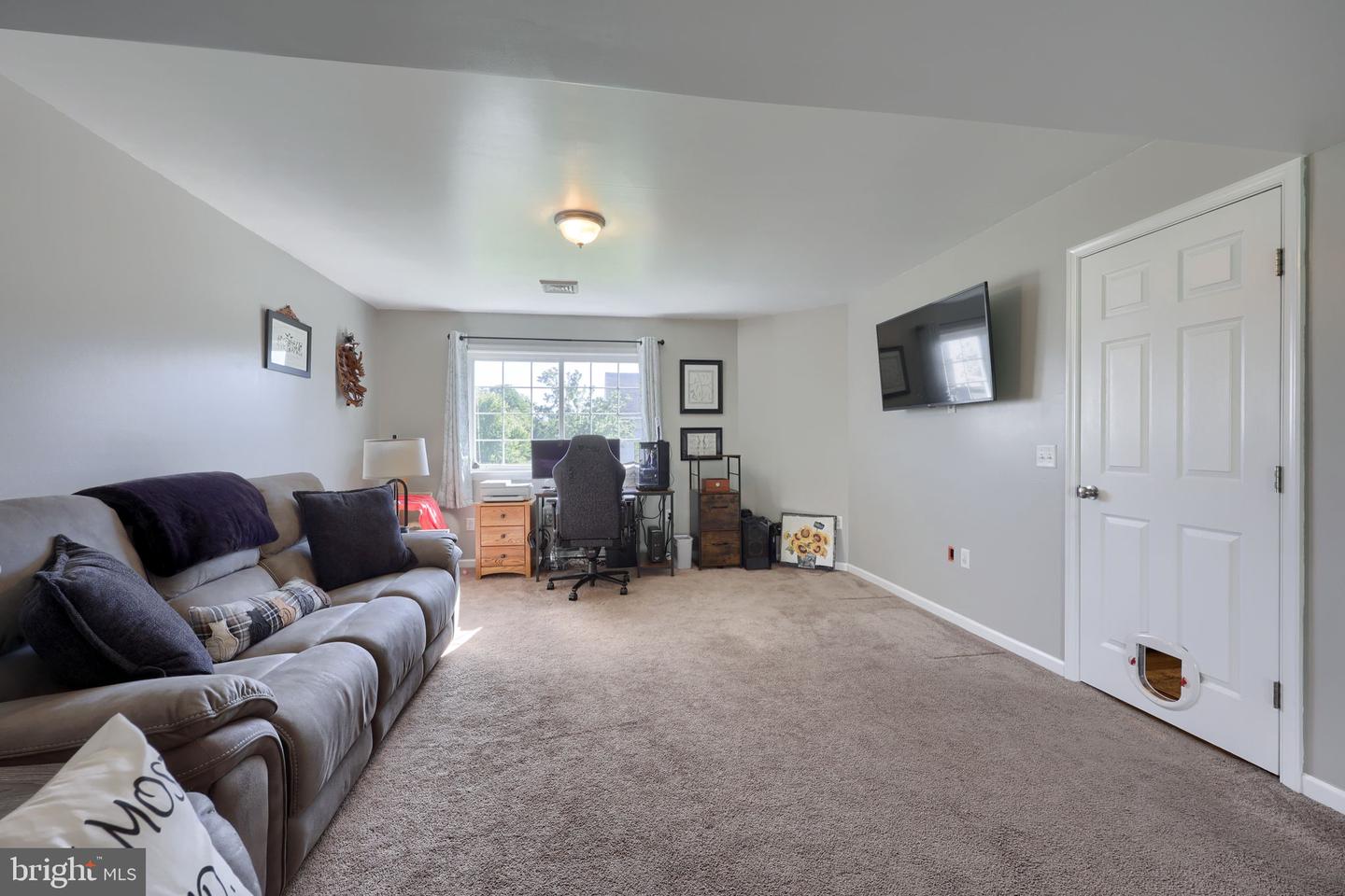 9 Oldfield Ave Property Photo 10