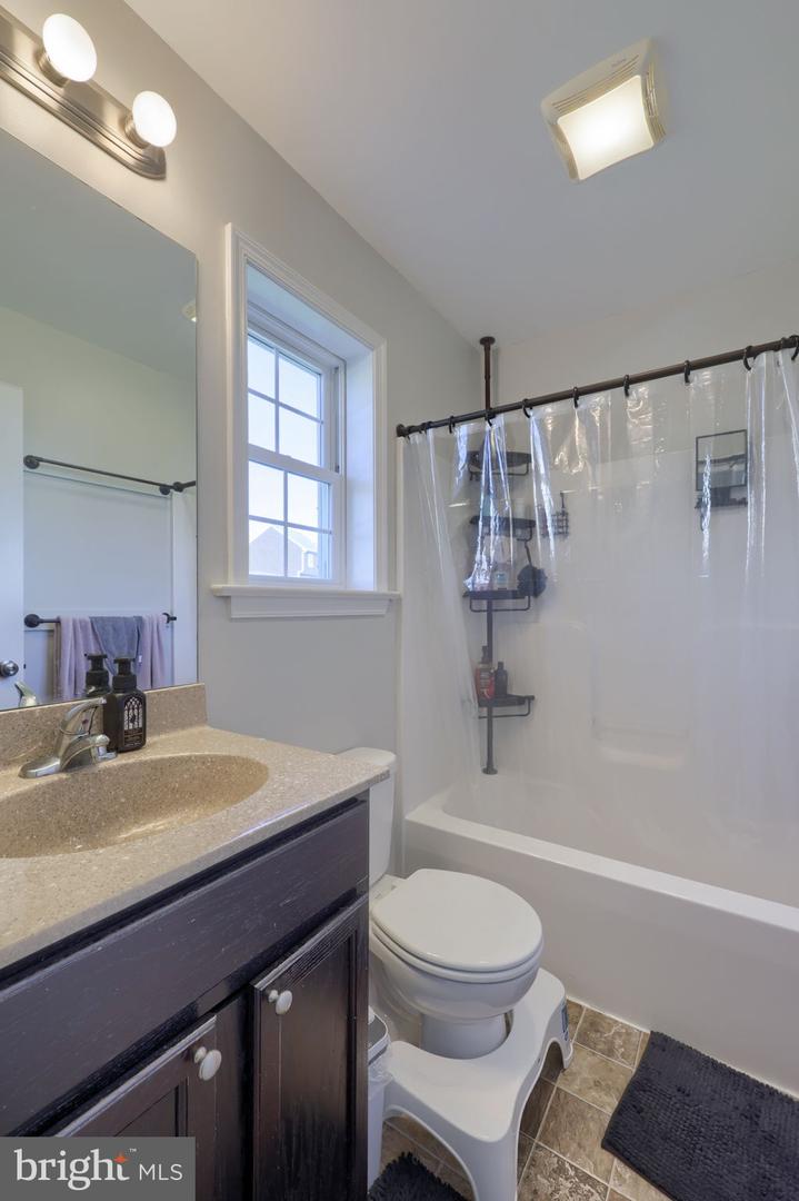 9 Oldfield Ave Property Photo 28