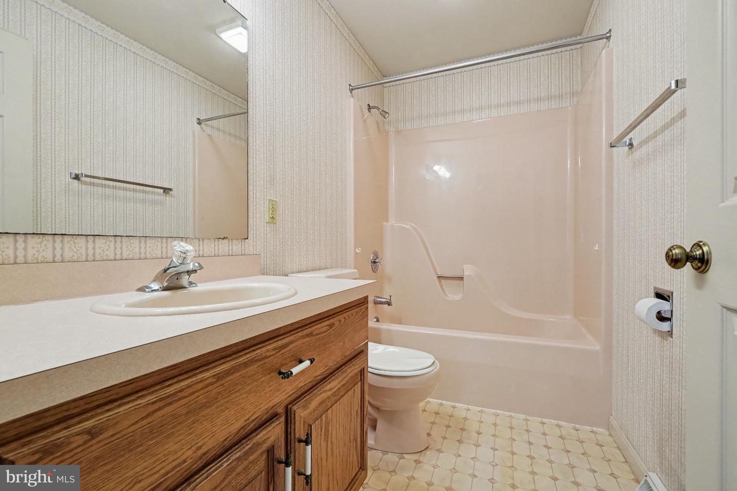 729 Schaeffer Rd Property Photo 21