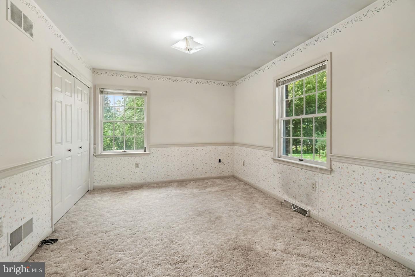 729 Schaeffer Rd Property Photo 22