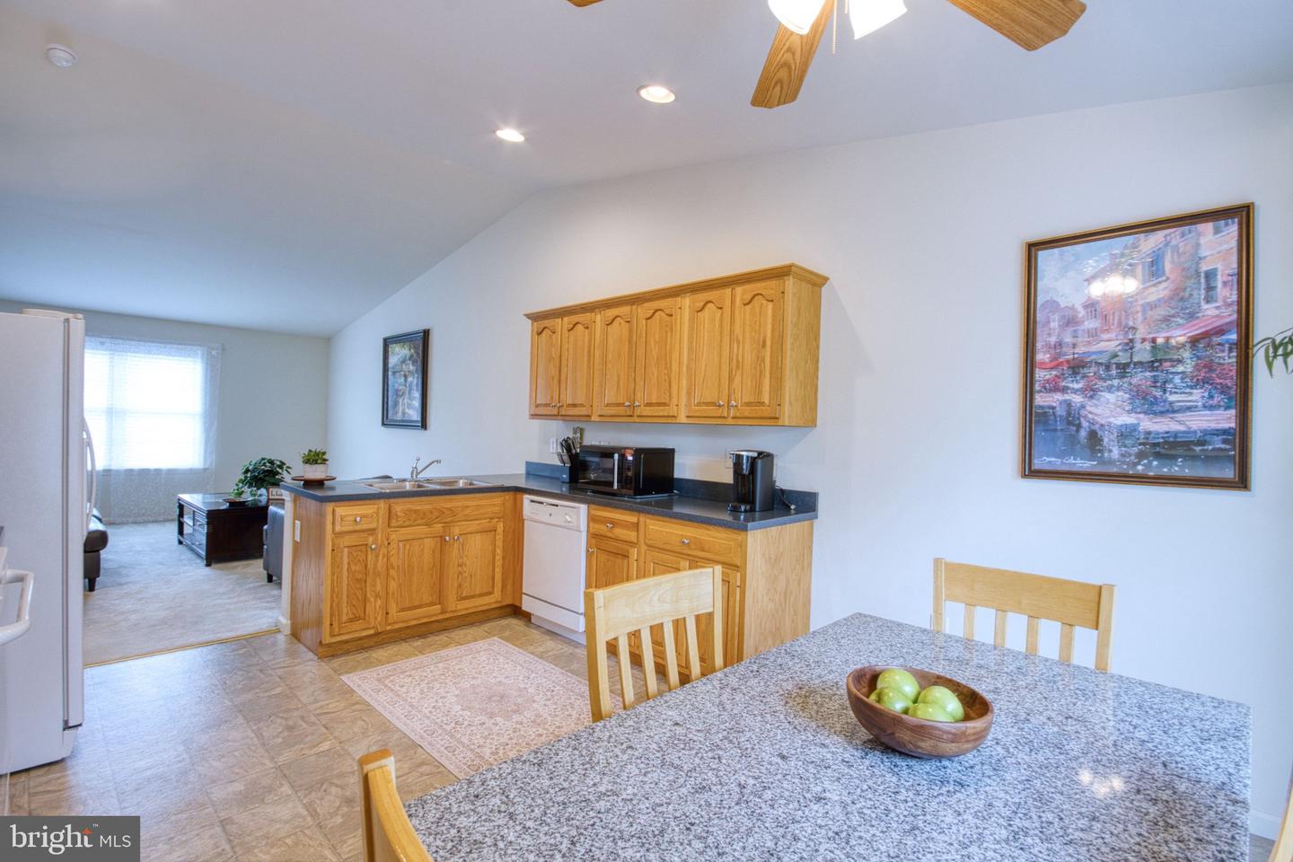 114 Twin Creeks Dr Property Photo 15