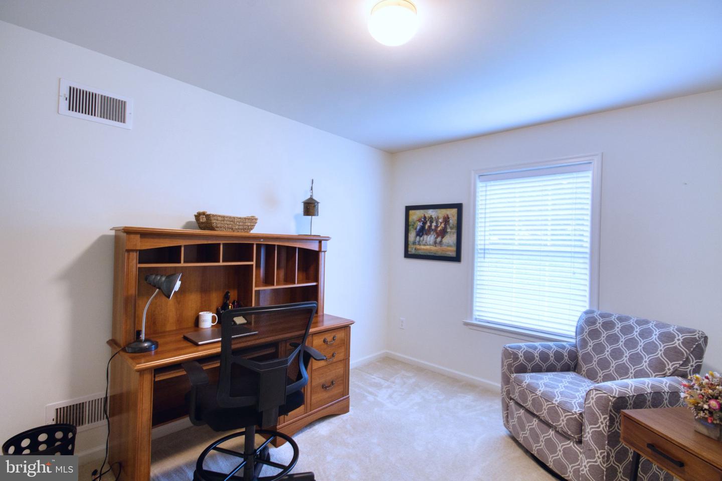 114 Twin Creeks Dr Property Photo 27