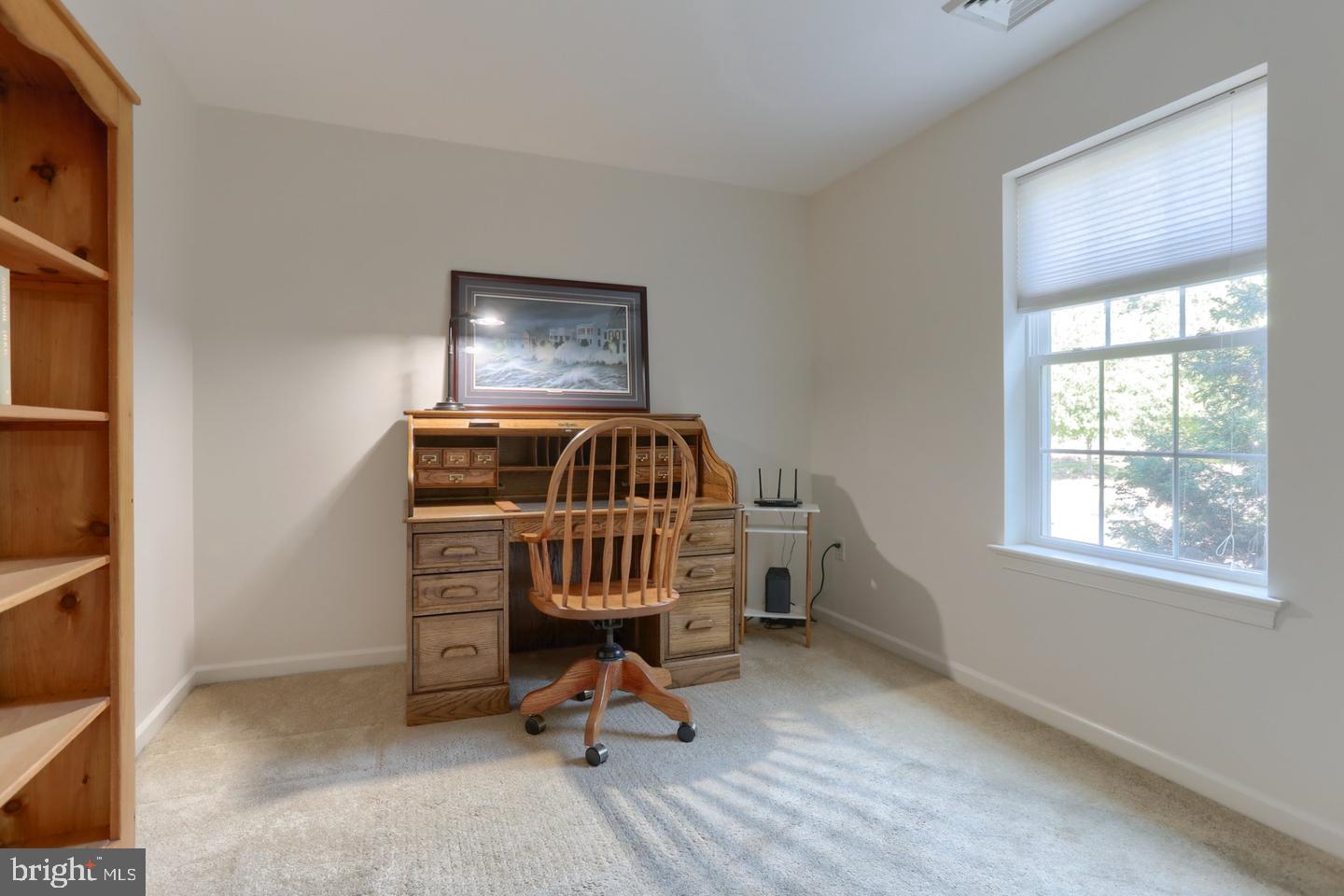 858 Water Edge Ct Property Photo 35